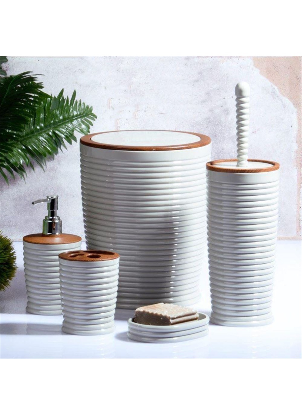 Set Tualeti Me 5 Aksesorë - Figura 4